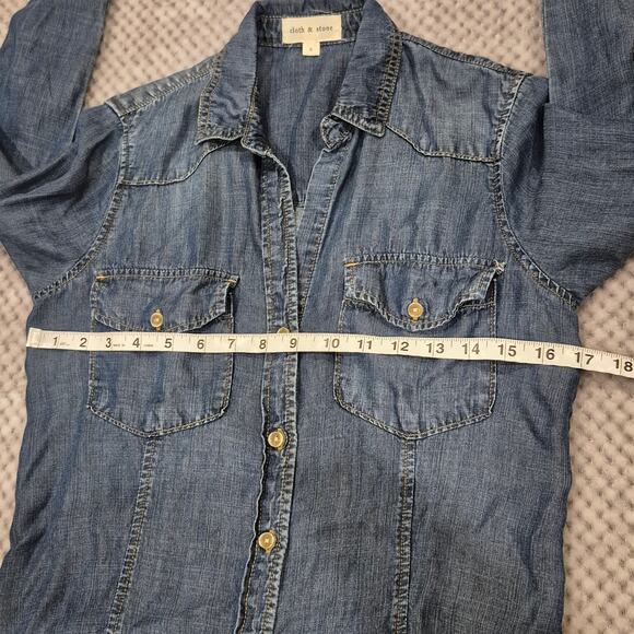 Anthropologie Cloth & Stone Tencel Denim Button Down Shirt Small V-Neck Western - Picture 7 of 10